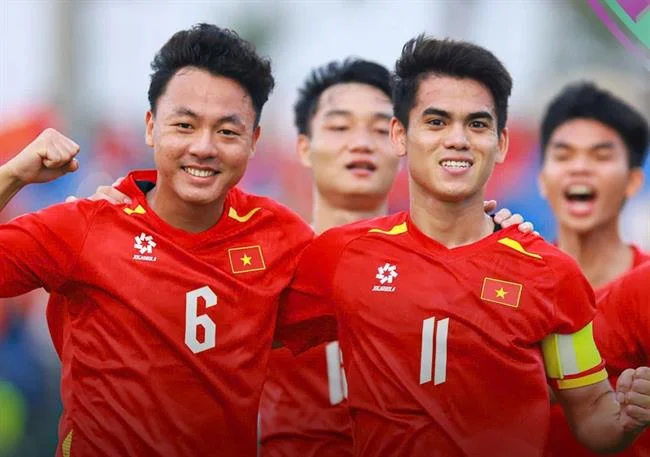 Hình ảnh minh họa giao dịch tài chính an toàn và miễn trừ trách nhiệm